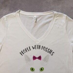 Funny Cat Graphic T Shirt Women Size L V‎ Neck People With Pussies We Love Cats